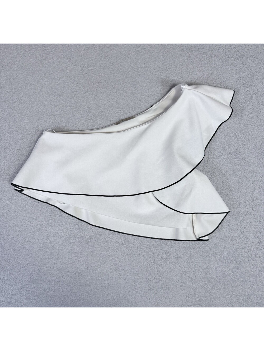 Zara Crop Top Asymmetric One Shoulder White And Black Size Small